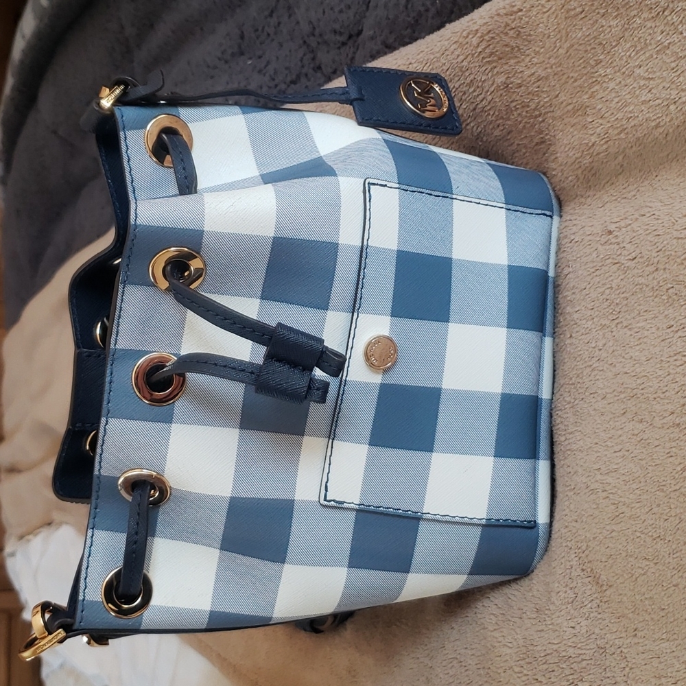Michael kors mini bucket bag
